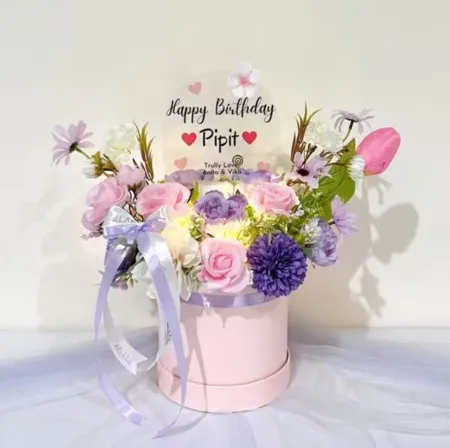 Bloom Box Akrilik Ucapan Ulang Tahun Cicendo